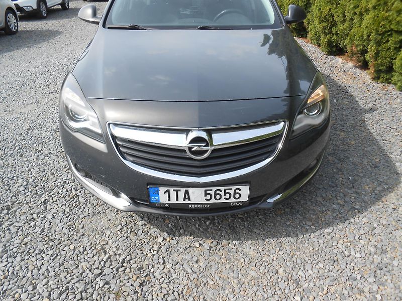 Opel Insignia 1.8I,klima,výhřev,KOUPENO V ČR - fotka 9 z 30