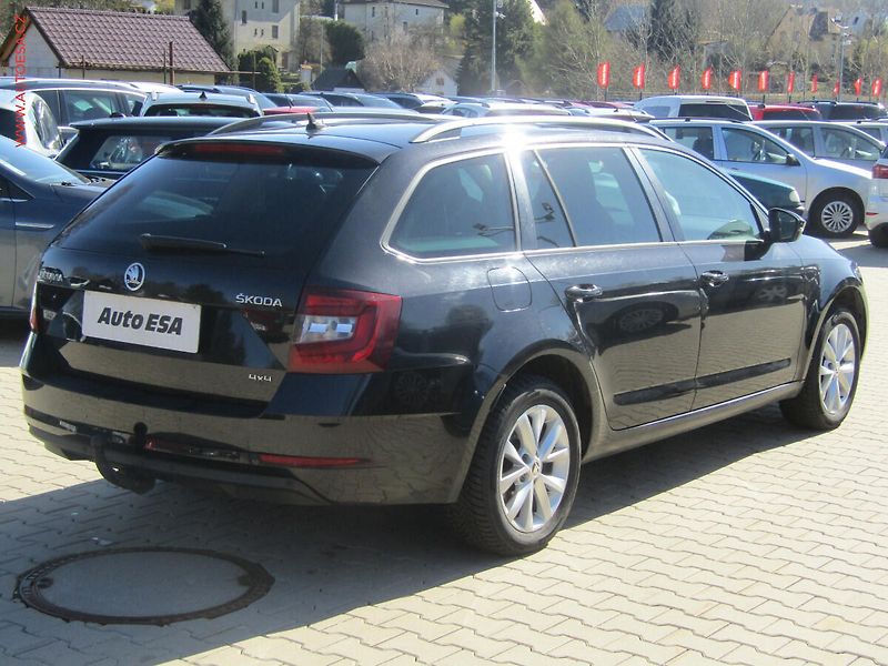 Škoda Octavia (2018) 2.0 TDi 4x4, Style, DSG, LED - fotka 4 z 17
