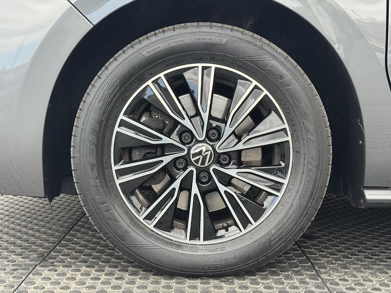 Volkswagen Multivan (2022) T7 2.0TDi Style+, 1.MAJ, DPH   - fotka 45 z 48