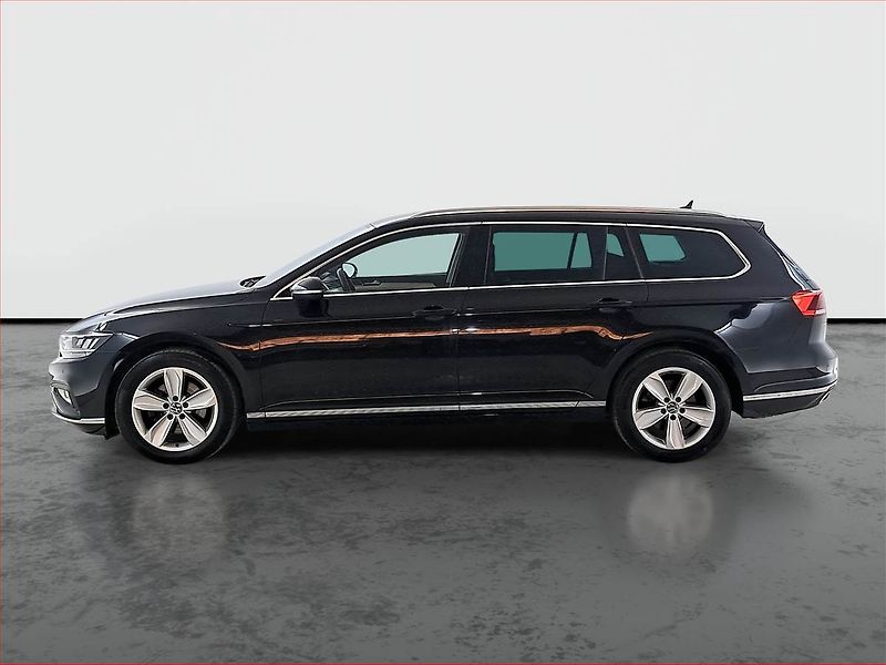 Volkswagen Passat (2021) Elegance 2.0 TDI - fotka 3 z 24