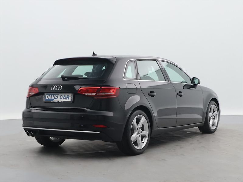 Audi A3 1,5 TSI 110kW S-tronic - fotka 7 z 35