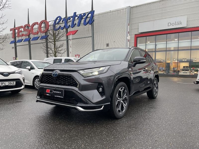 Toyota RAV4 2.5 Plug-in Hybrid ODBĚR 11/26 - fotka 9 z 36