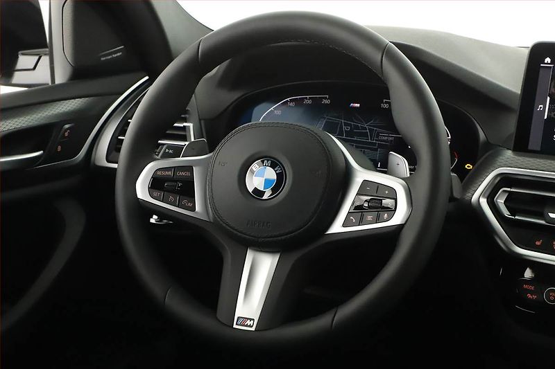 BMW X4 (2025) xDrive20d, M Sport, Navigace - fotka 8 z 20