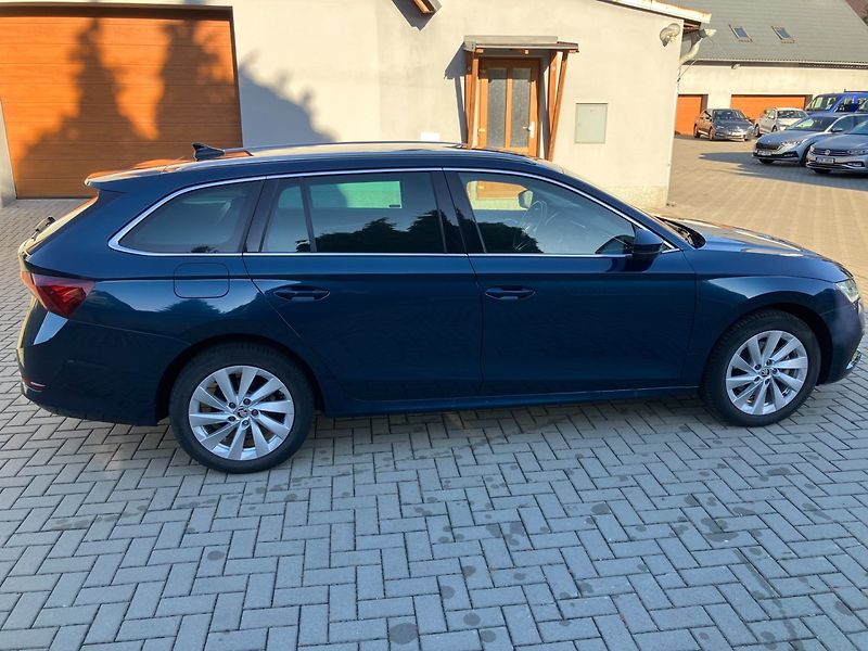 Škoda Octavia (2023) iV 1.4TSI 150 STYLE DSG 34TKM - fotka 2 z 43