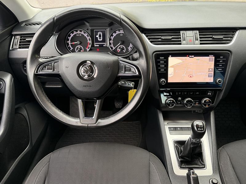Škoda Octavia (2019) 4x4/1.6TDi/SERVIS ŠKODA/ - fotka 2 z 23