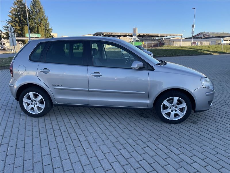 Volkswagen Polo 1,4 i 16V Kima ESP Tempomat - fotka 5 z 31