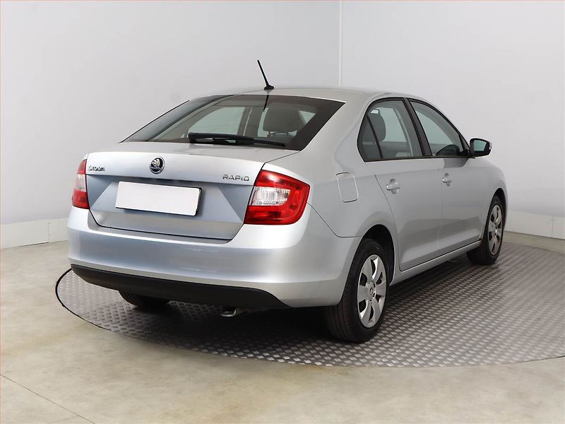 Škoda Rapid (2017) 1.4 TDI, ČR,1.maj - fotka 5 z 13