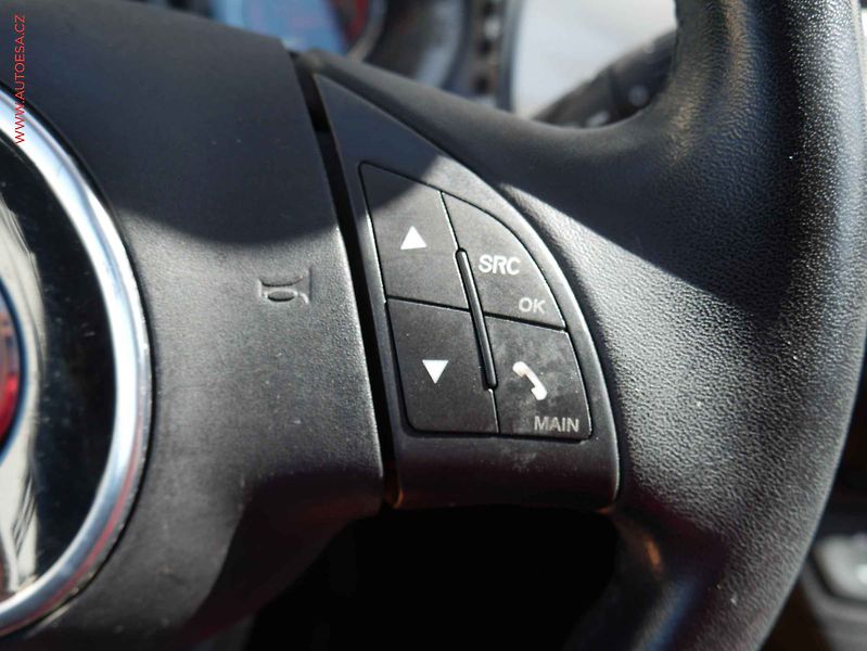 Fiat 500 (2009) 1.2 i - fotka 14 z 16