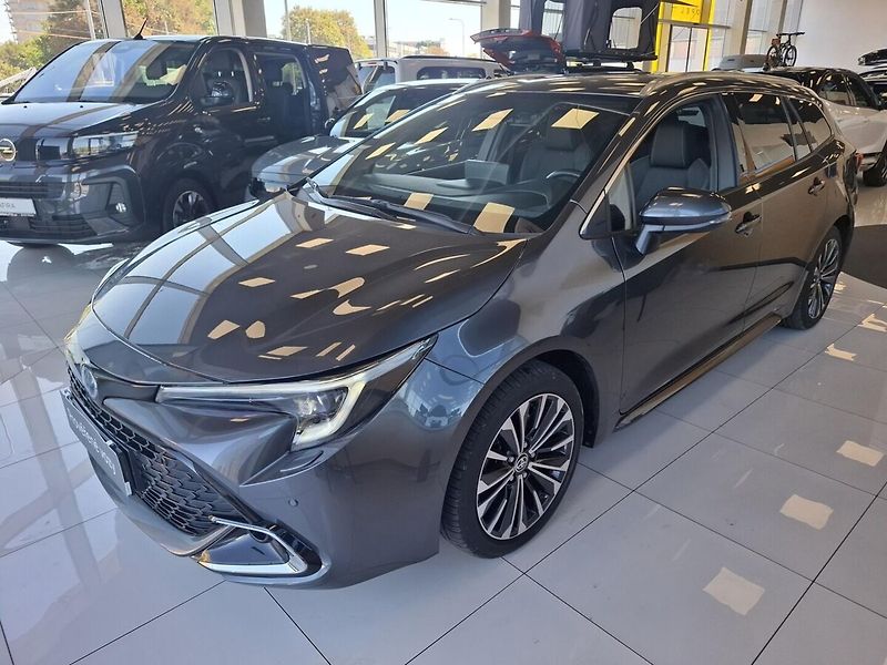 Toyota Corolla 2.0HEV 112KW Style 2024 - fotka 1 z 13