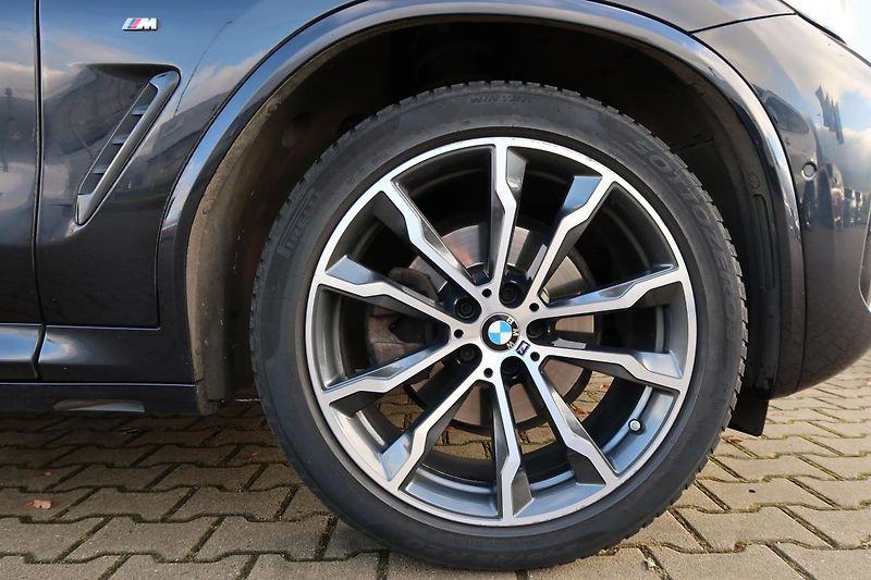 BMW X4 xDrive20d - fotka 12 z 12