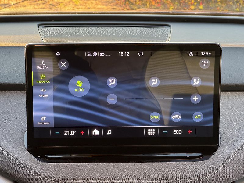 Škoda Enyaq 109 kW 55 kWh Kamera SoH 94,5% - fotka 20 z 27