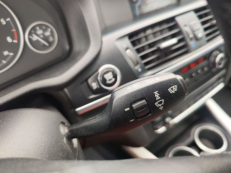 BMW X3 20d/135kW xDrive ČR - fotka 29 z 33