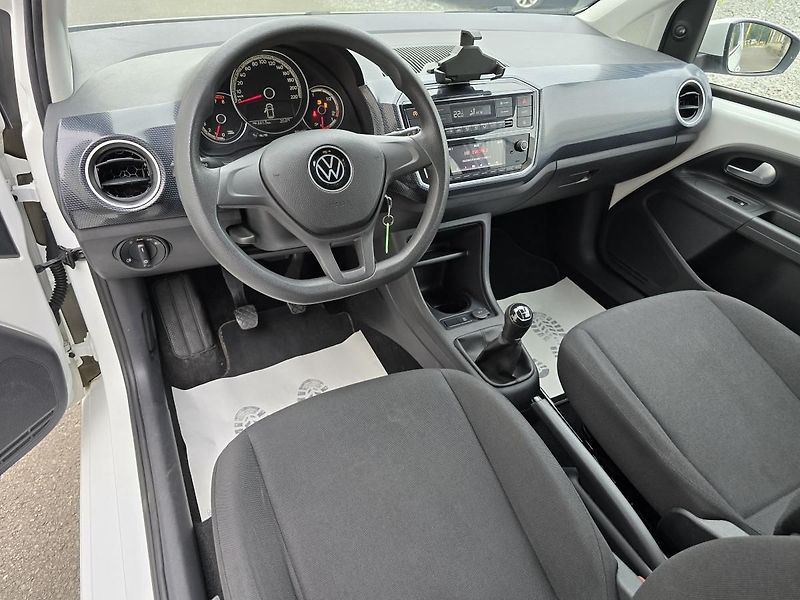 Volkswagen up! CNG KAMERA + DIGIKLIMA ČR - fotka 9 z 33