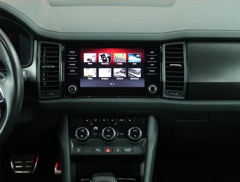 Škoda Kodiaq (2023) 2.0 TDI - fotka 16 z 17
