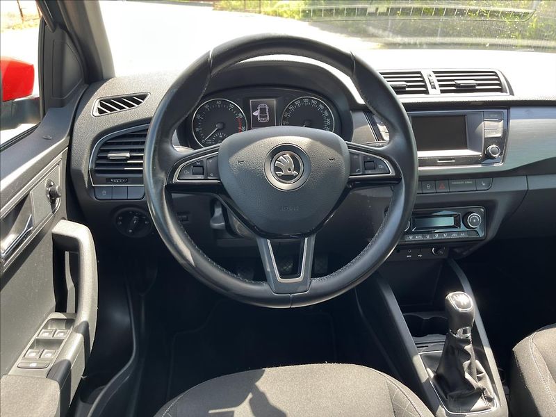 Škoda Fabia 1,2 TSi STYLE KLIMA ČR 1.M DPH - fotka 14 z 45