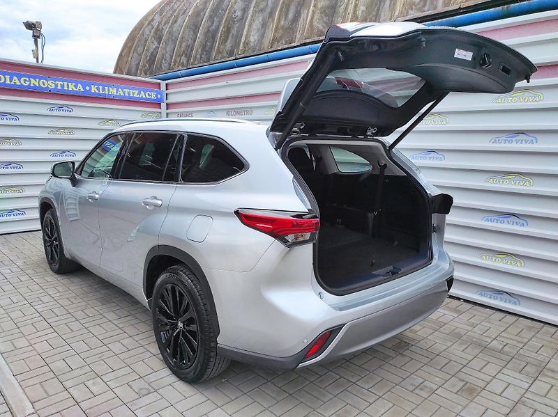 Toyota Highlander 2.5e-CVT HEV 7míst, AWD - fotka 50 z 59