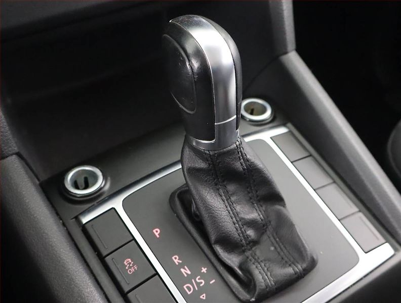 Volkswagen Amarok (2014) 2.0 BiTDI, 4X4, Automat - fotka 13 z 22