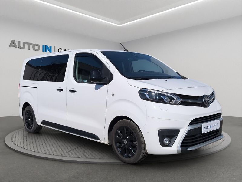 Toyota ProAce Verso (2022) L1 SELECTION 2.0 D-4D 130kW, Č - fotka 3 z 30