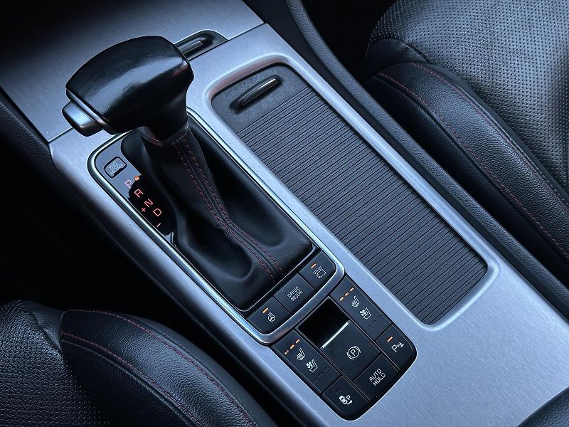 Kia Optima GT 2.0TGDi H-Matic Sportswagon - fotka 41 z 56