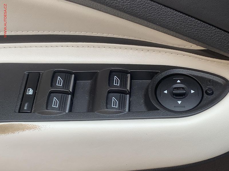 Ford Kuga (2017) 2.0TDCi 4x4, Vignale, AT, - fotka 20 z 21