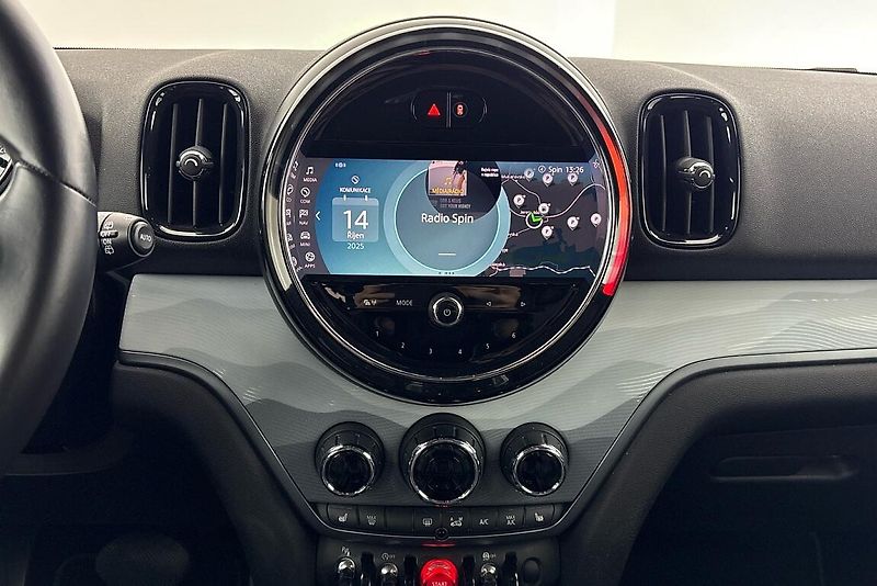 Mini Countryman Cooper - fotka 9 z 15