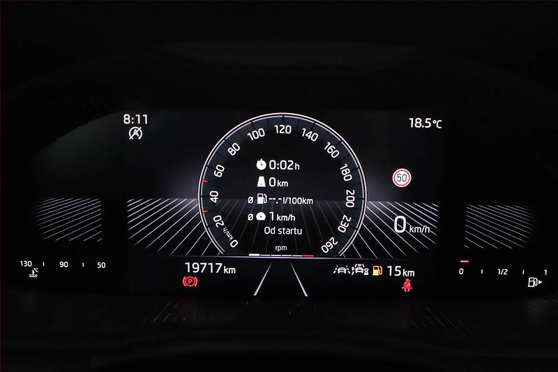 Škoda Kamiq (2024) 1.0 TSI, Drive, Full LED - fotka 8 z 14
