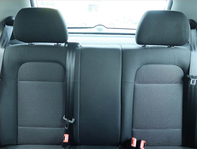 Škoda Fabia (2005) 1.4 16V, po STK, servisované - fotka 10 z 15
