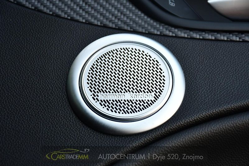 Alfa Romeo Stelvio 2.9 V6 Bi-T 520PS QUADRIFOGLIO - fotka 25 z 56