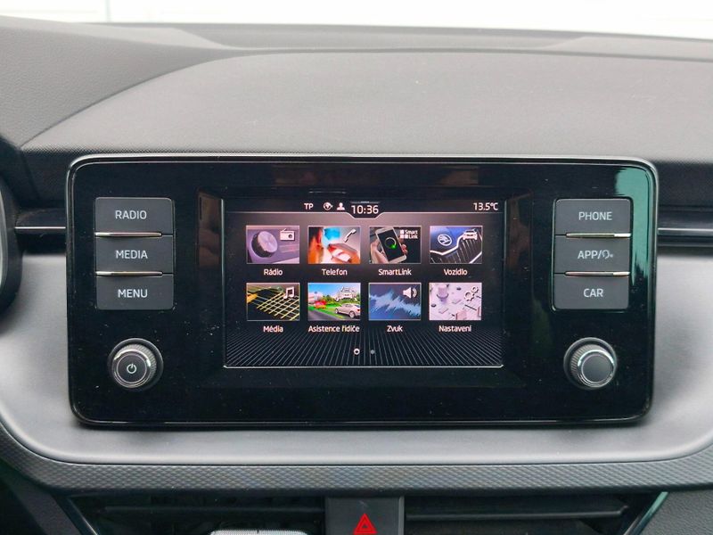 Škoda Scala (2019) 1.6 TDI 85kW, ČR - fotka 13 z 21