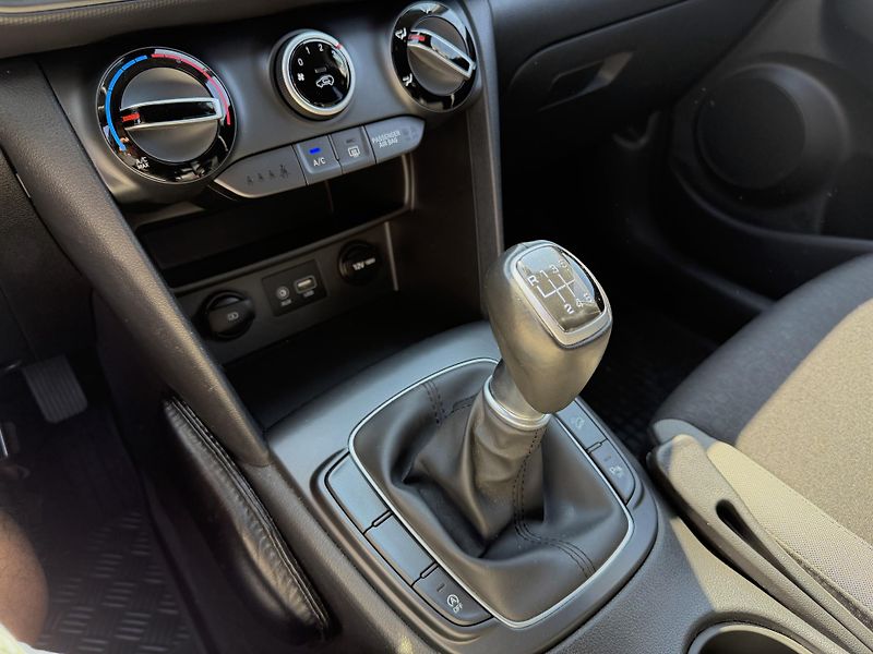 Hyundai Kona (2019) 1.0 t-gdi 88 kW  - fotka 19 z 21