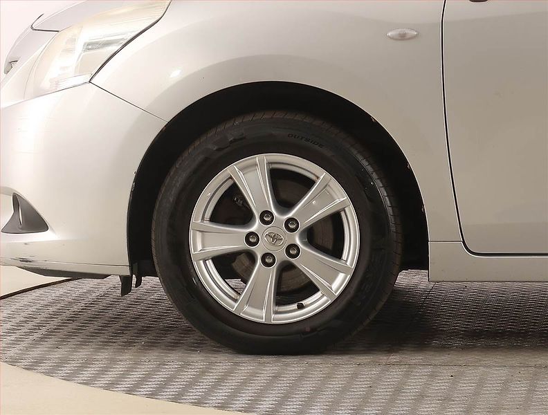 Toyota Verso (2010) 1.8 Valvematic, Tempomat - fotka 14 z 21