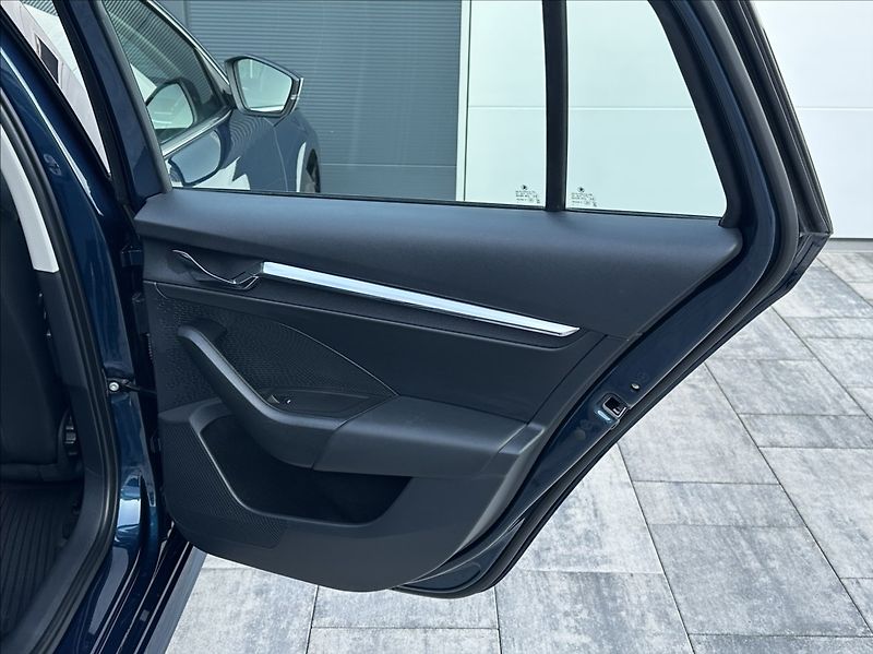 Škoda Octavia 1,5 TSI 150PS  Style M/T - fotka 21 z 60