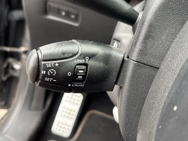 DS Automobiles DS3 (2018) Performance Line Sport EAT6 - fotka 35 z 46