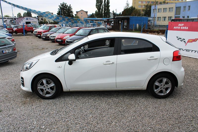 Kia Rio (2015) 1.4i KLIMA EL.OKNA ALUKOLA - fotka 4 z 16