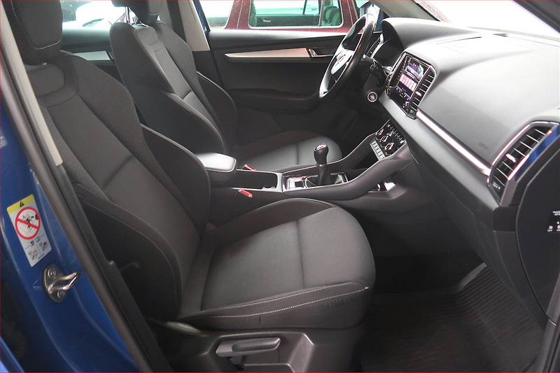 Škoda Karoq (2023) 2.0 TDI, Navi, Tempomat - fotka 9 z 15