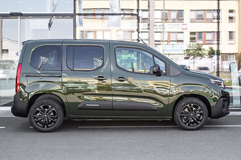 Citroën Berlingo (2026) 1,5 MAX 130k Automat - fotka 4 z 14