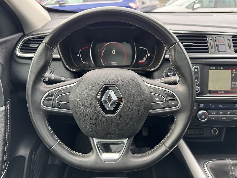 Renault Kadjar (2015) 1.6dCi AWD Bose LED Kamera - fotka 7 z 50