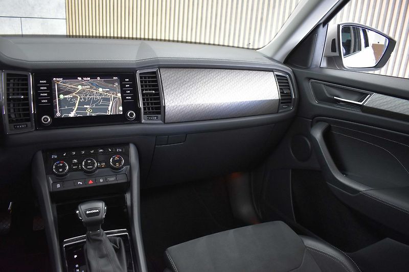 Škoda Kodiaq 2.0 TDI STYLE+*TAŽNÉ*DPH*ČR 1M - fotka 10 z 48