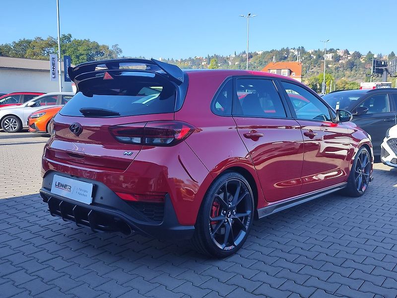 Hyundai i30 2.0 T-GDI/206kW N-Performance - fotka 5 z 38