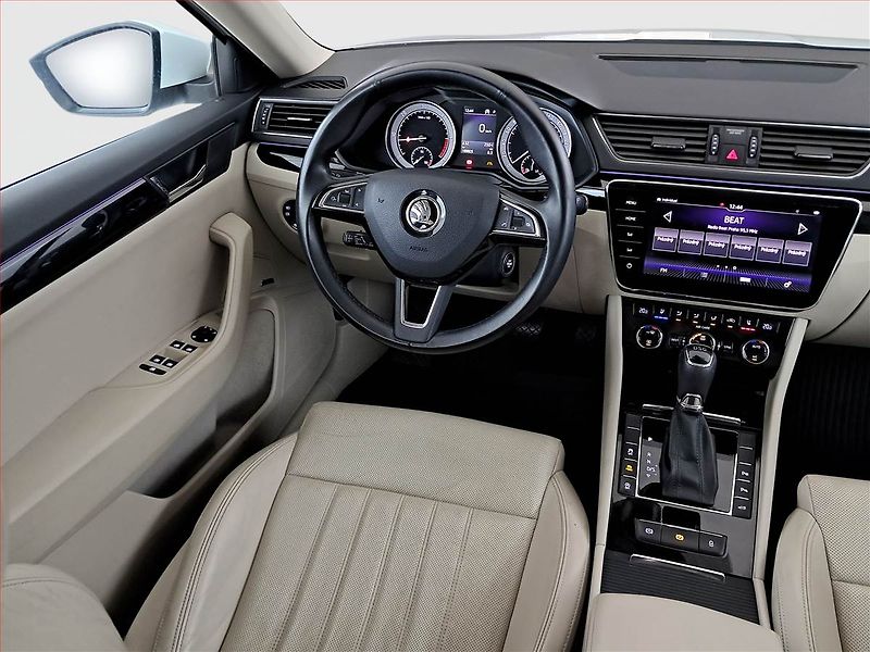 Škoda Superb (2017) Laurin&Klement 2.0 TDI - fotka 7 z 26