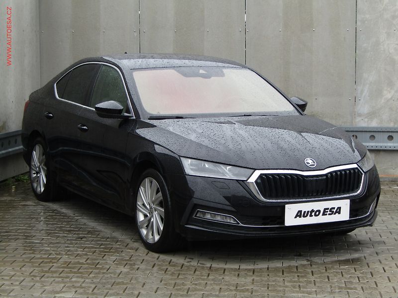 Škoda Octavia (2021) 2.0 TDi, ČR, Navi, kamera - fotografie inzerátu