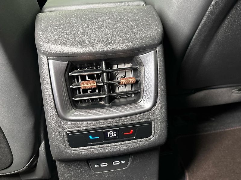 Cupra Terramar SUV 0 - fotka 22 z 30