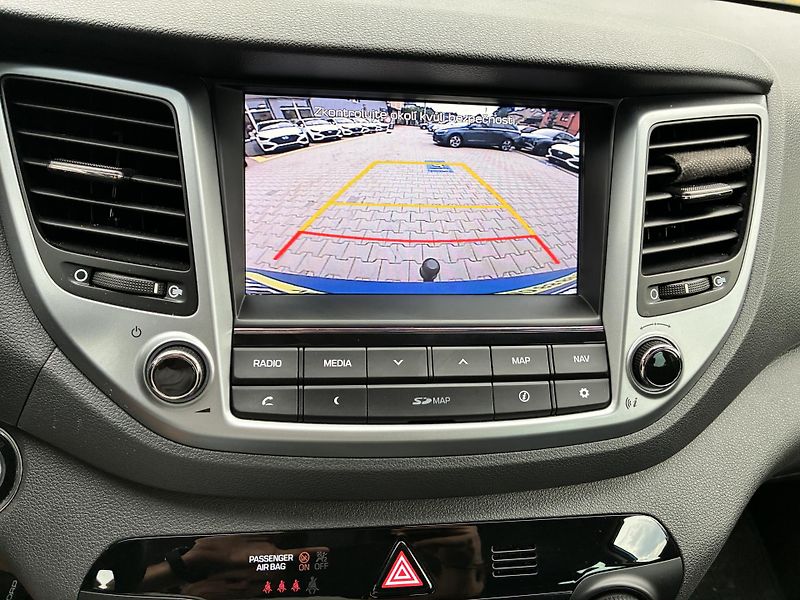 Hyundai Tucson 4x4, STYLE,TAŽNÉ,1.MAJITEL - fotka 18 z 28