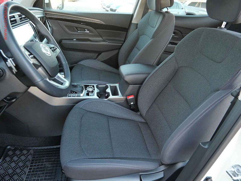 SsangYong Korando (2025) 1.5 T-GDi, 1.maj,ČR, AT, LED - fotka 9 z 29