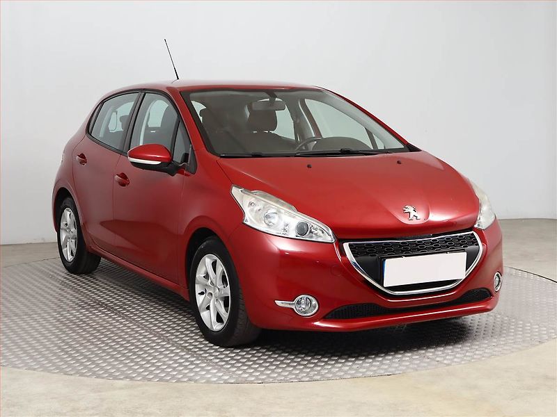 Peugeot 208 (2014) 1.4 HDI, ČR,1.maj, Serv.kniha - fotka 1 z 15