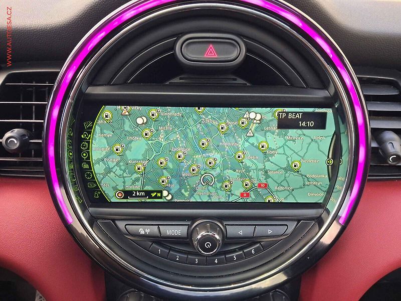Mini Cooper S (2018) 2.0 i, AT, kůže, panor - fotka 14 z 16