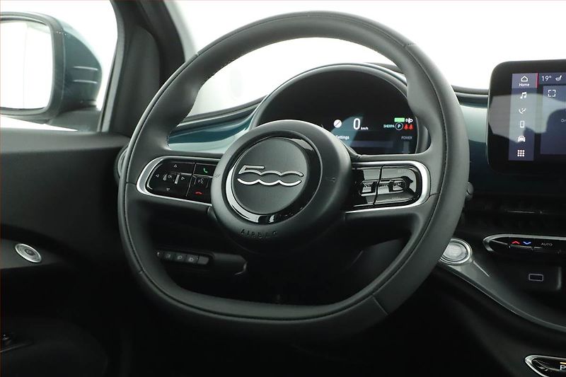 Fiat 500e (2023) 42 kWh, SoH 94%, Automat - fotka 8 z 19