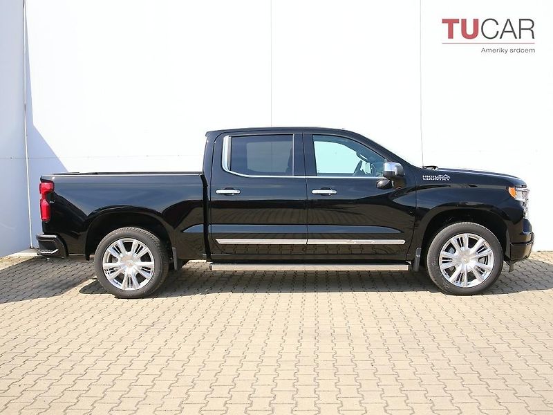 Chevrolet Silverado (2025) High Country 6.2 V8  - fotka 3 z 47