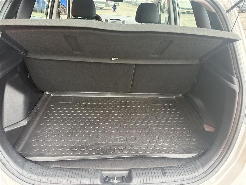 Hyundai ix20 1,4 CVVTi - fotka 22 z 29