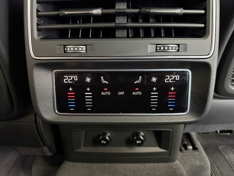 Audi SQ8 QUATTRO, B&O, VIRTUAL, WEBASTO - fotka 31 z 34